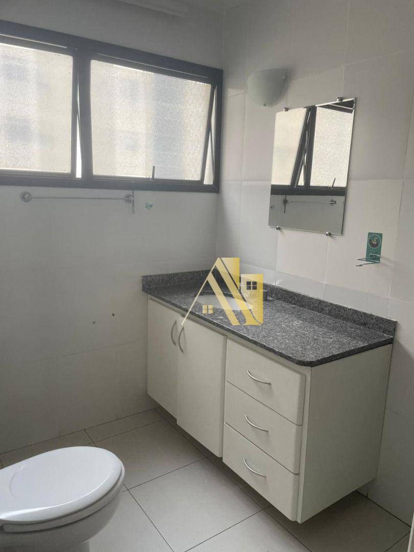 Apartamento à venda com 3 quartos, 139m² - Foto 19