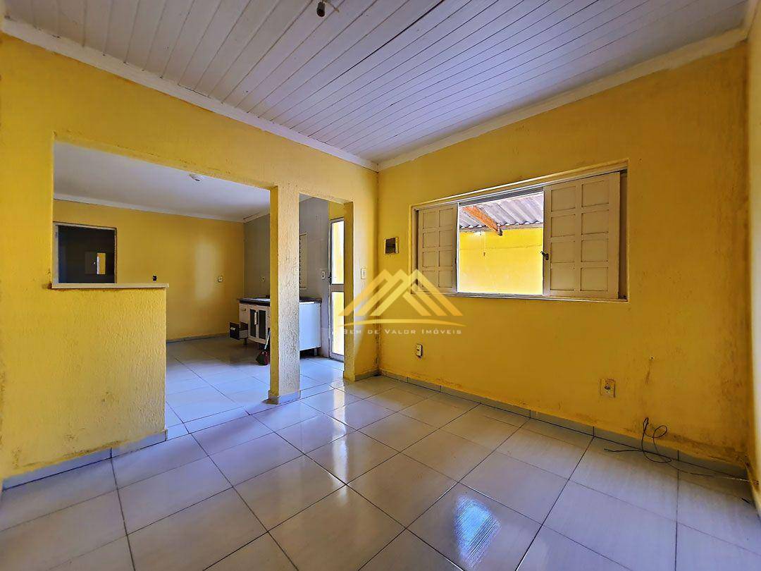 Casa à venda com 1 quarto, 200M2 - Foto 1