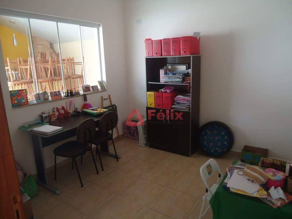 Sobrado à venda com 4 quartos, 220m² - Foto 7