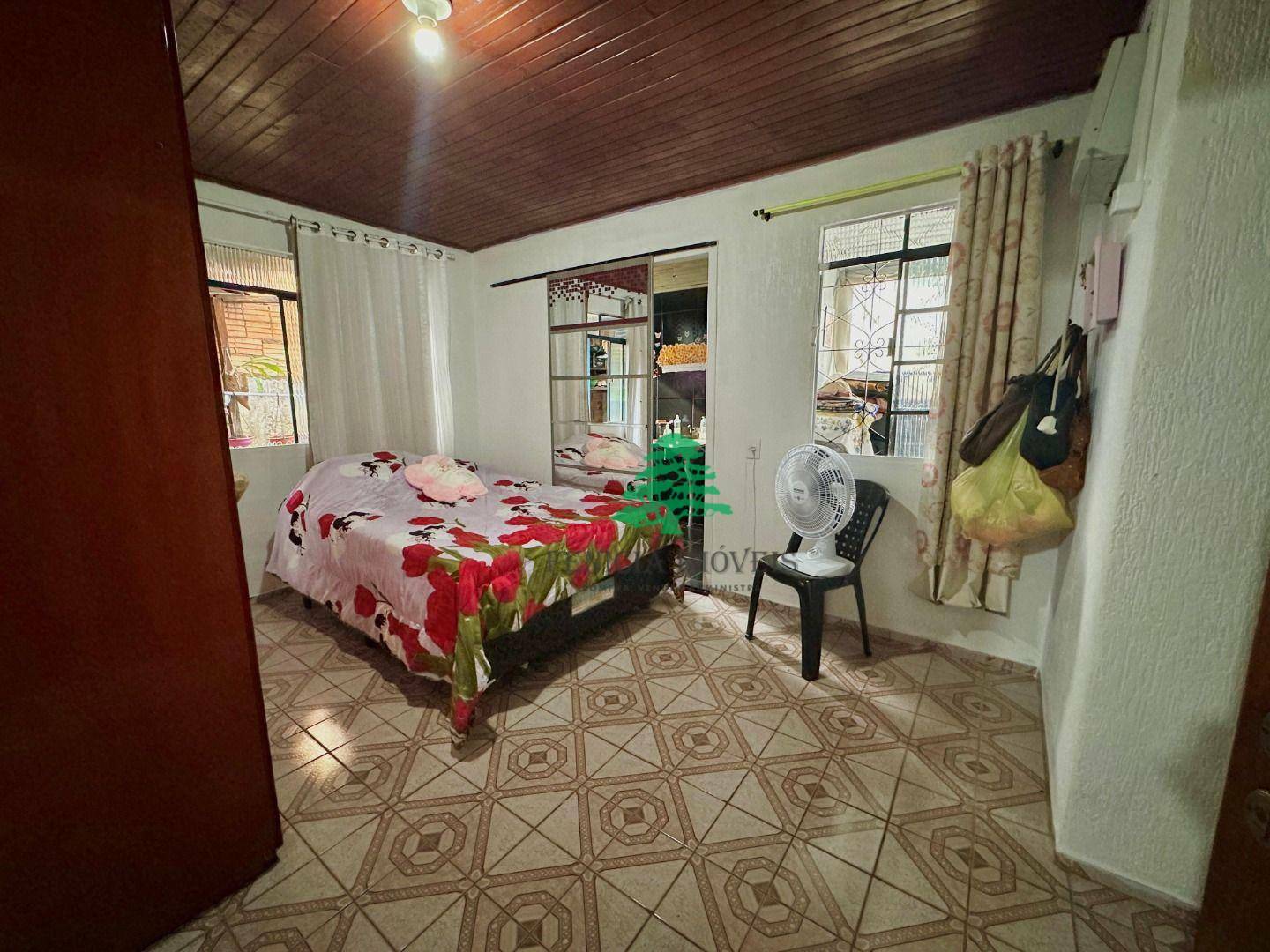 Casa à venda com 3 quartos, 100m² - Foto 9