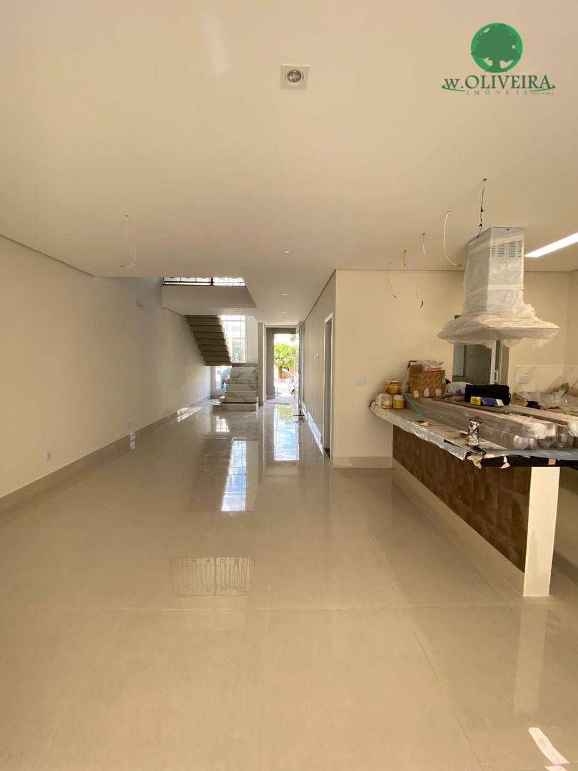 Sobrado à venda com 3 quartos, 203m² - Foto 2