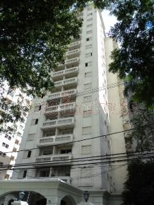 Apartamento para alugar com 2 quartos, 61m² - Foto 13