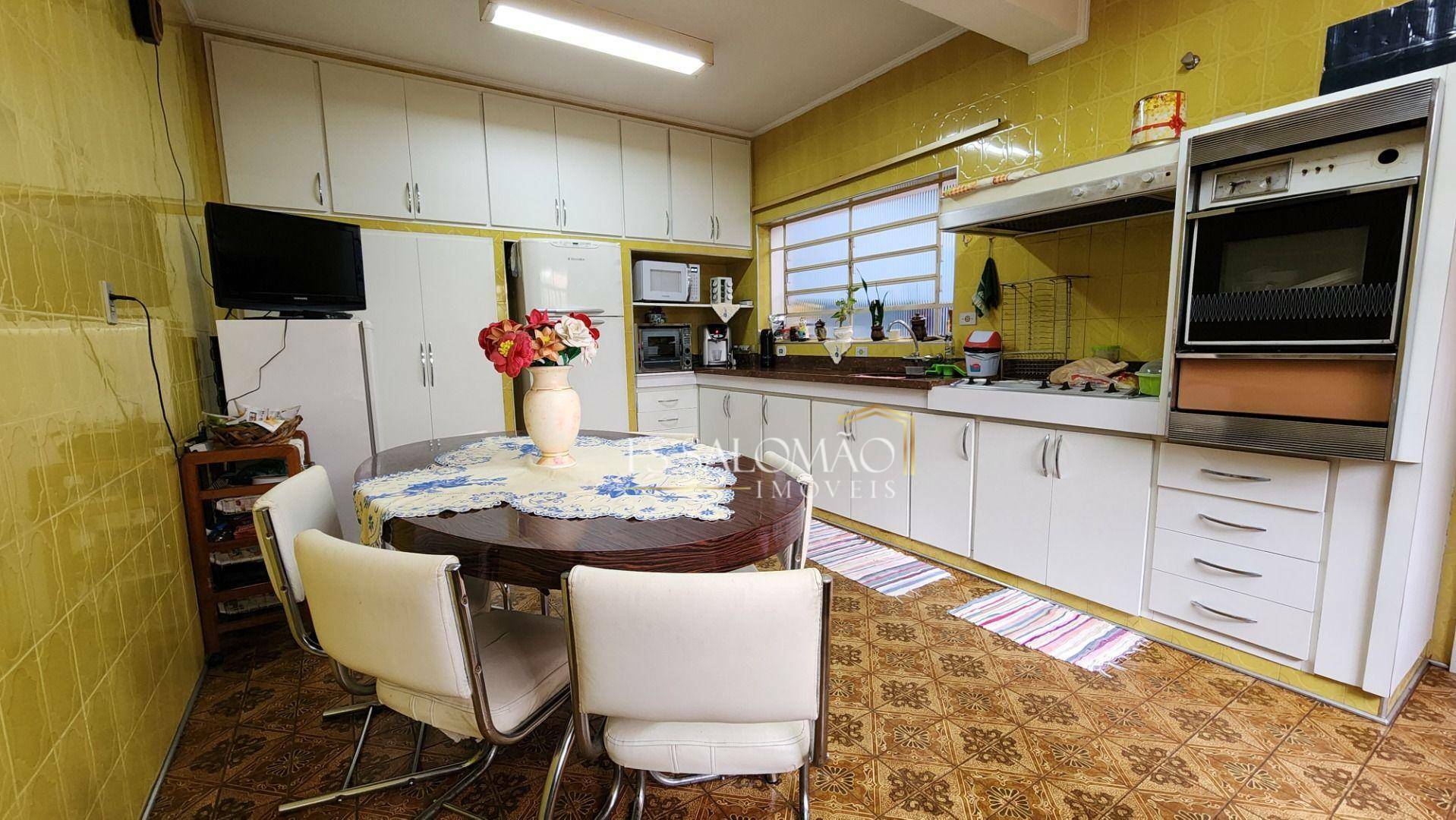 Sobrado à venda com 4 quartos, 199m² - Foto 2