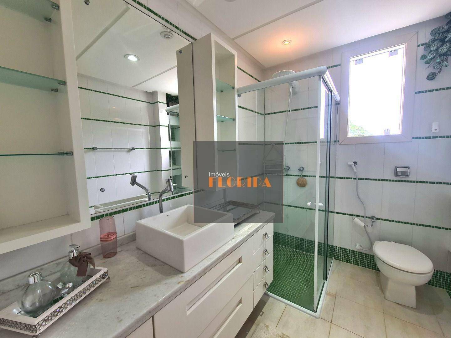 Casa à venda com 4 quartos, 217m² - Foto 23