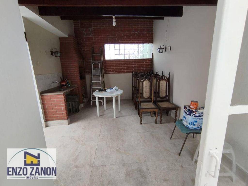 Casa para alugar com 3 quartos, 167m² - Foto 25