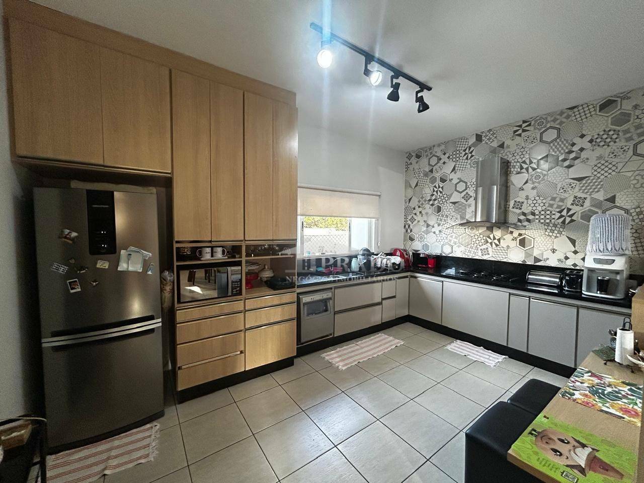 Sobrado, 3 quartos, 225 m² - Foto 3