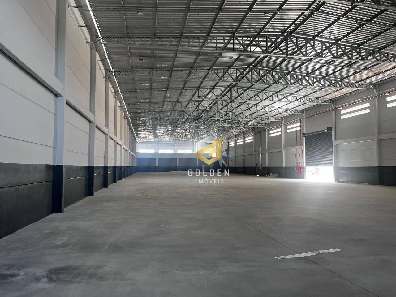 Depósito-Galpão-Armazém para alugar, 2435m² - Foto 8