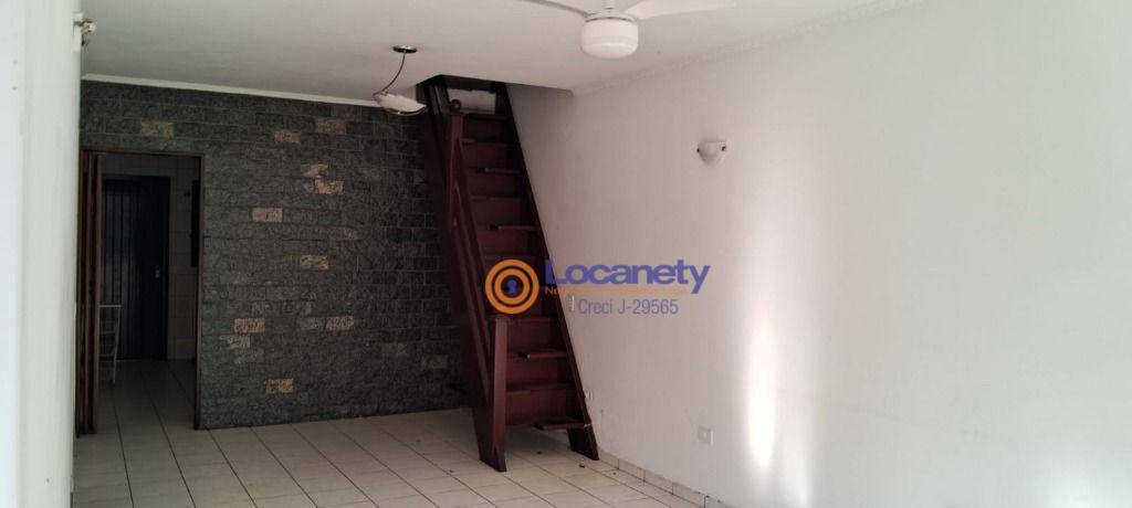 Casa à venda e aluguel com 2 quartos, 144m² - Foto 4