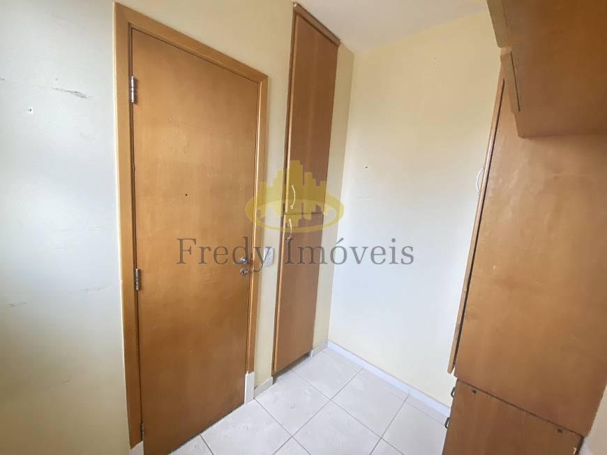 Apartamento à venda com 3 quartos, 113m² - Foto 32