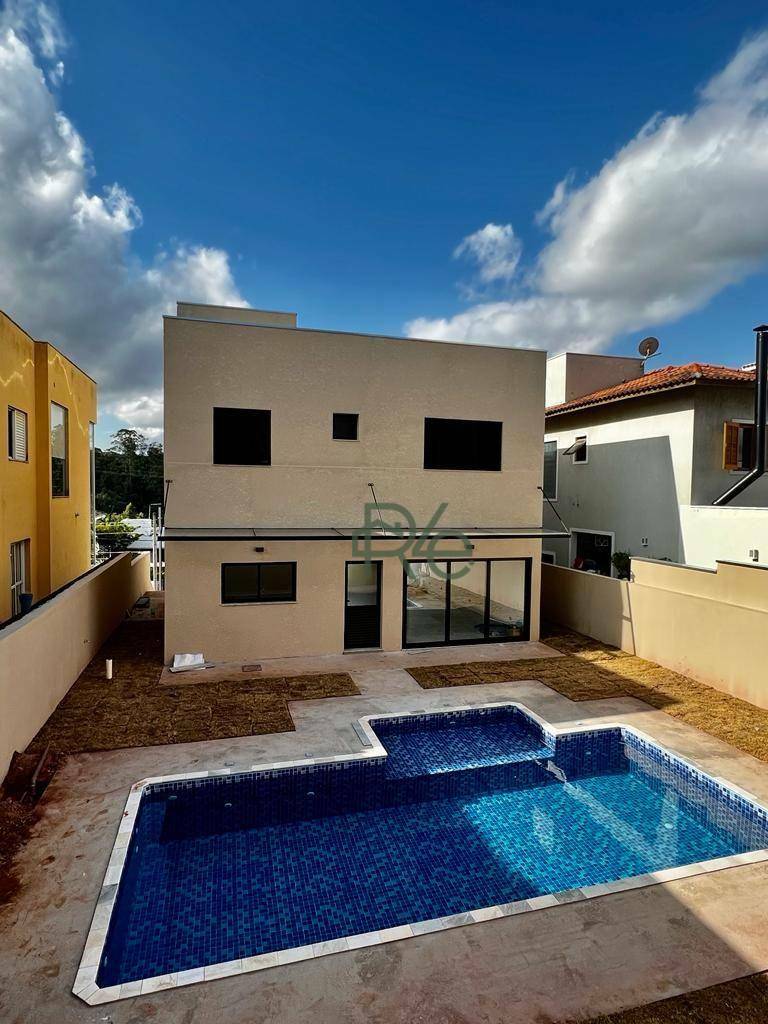 Casa de Condomínio à venda com 3 quartos, 226m² - Foto 2