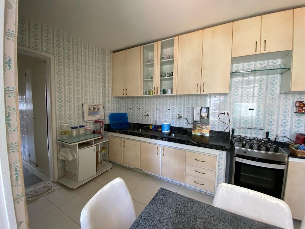 Apartamento à venda com 3 quartos, 160m² - Foto 9