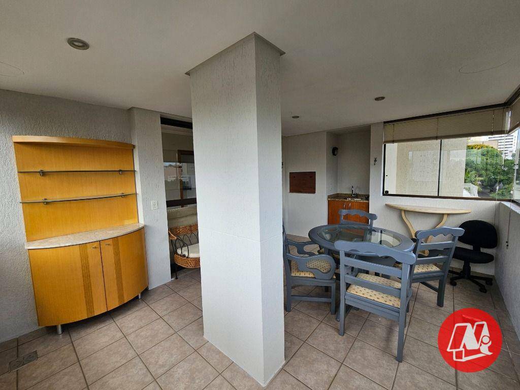 Apartamento para alugar com 3 quartos, 107m² - Foto 7