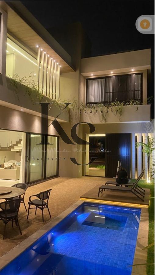 Casa de Condomínio à venda com 4 quartos, 300m² - Foto 3