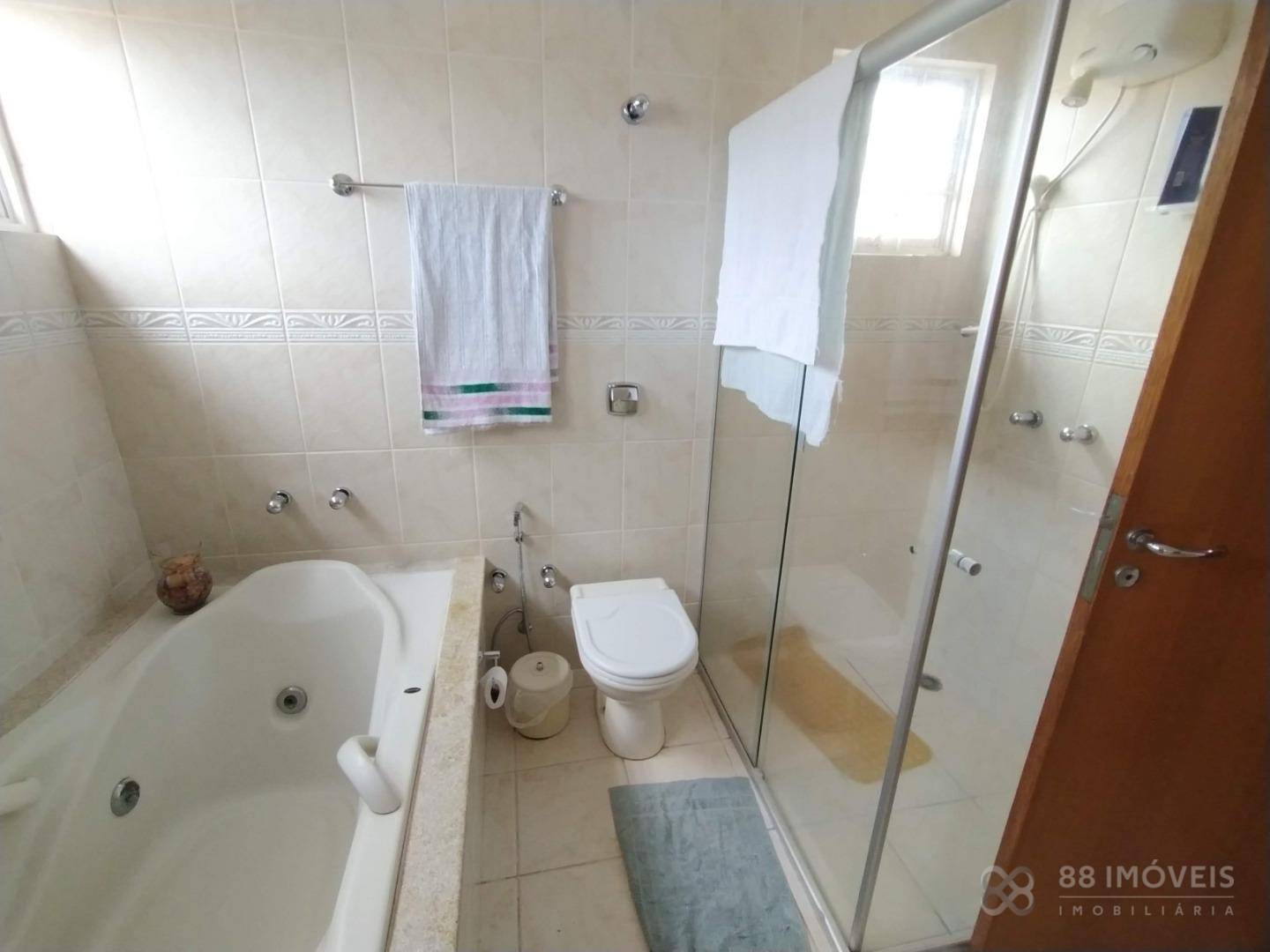 Sobrado à venda com 4 quartos, 250m² - Foto 26