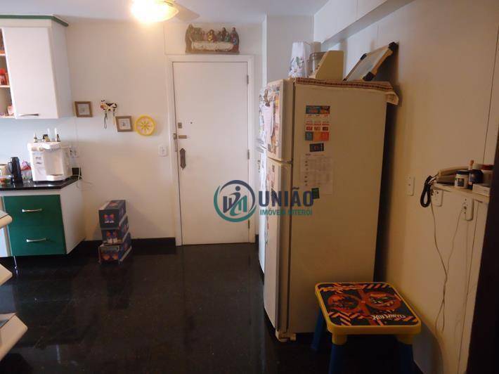 Apartamento à venda com 4 quartos, 184m² - Foto 30