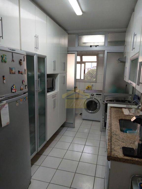 Apartamento à venda com 3 quartos, 95m² - Foto 6