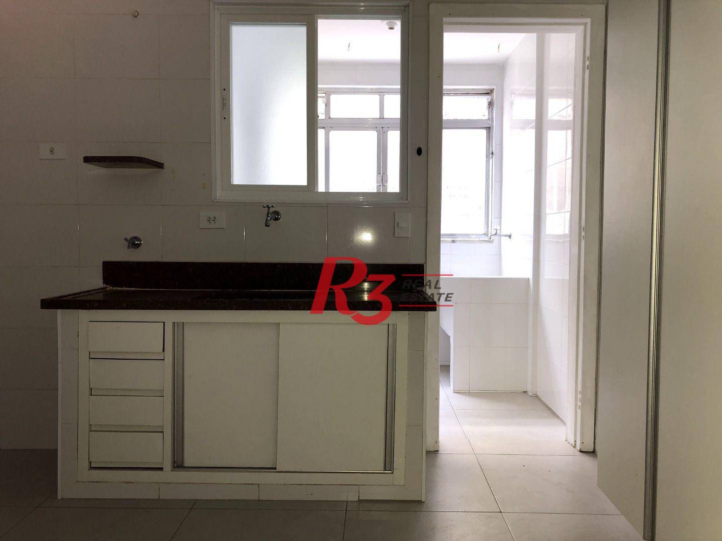 Apartamento para alugar com 3 quartos, 131m² - Foto 15