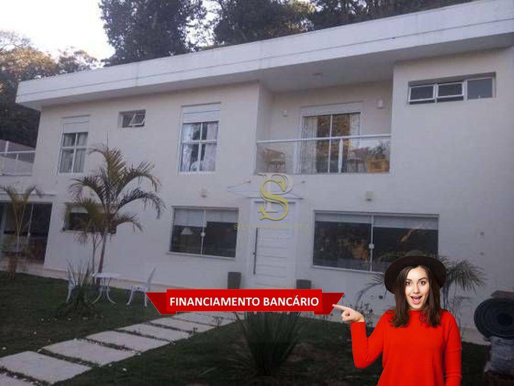 Casa à venda com 3 quartos, 230m² - Foto 1