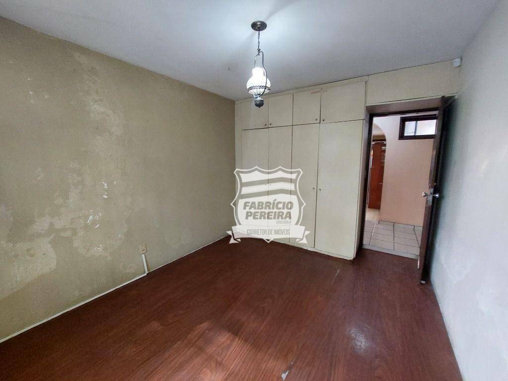 Casa à venda com 4 quartos, 390m² - Foto 28