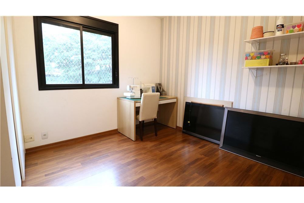 Apartamento à venda com 3 quartos, 191m² - Foto 11