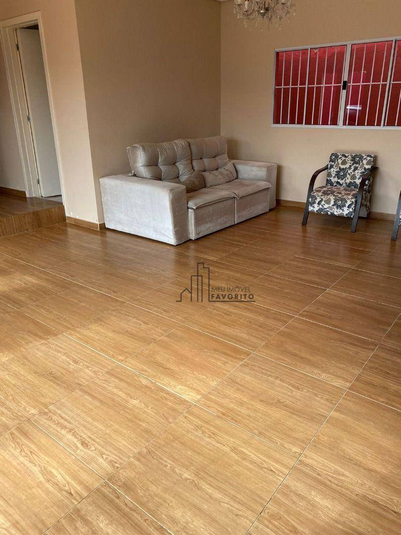 Chácara, 3 quartos, 900 m² - Foto 10