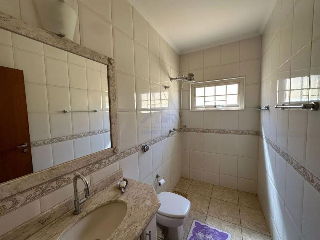 Casa à venda com 3 quartos, 234m² - Foto 19