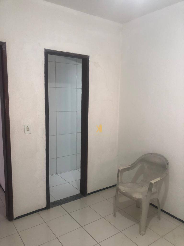 Casa à venda com 2 quartos, 100m² - Foto 12