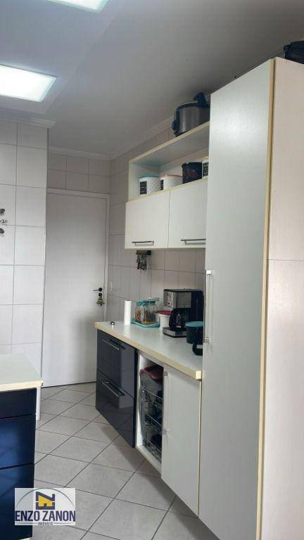 Apartamento à venda com 3 quartos, 144m² - Foto 5