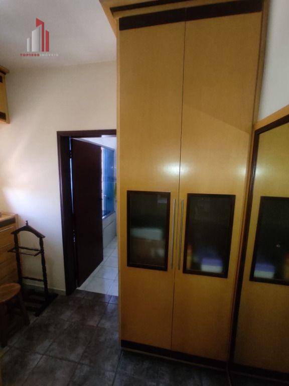 Sobrado à venda com 3 quartos, 283m² - Foto 11