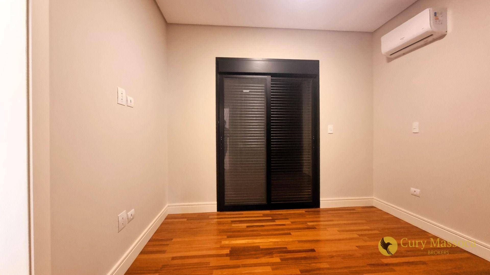 Casa de Condomínio à venda com 4 quartos, 350m² - Foto 34