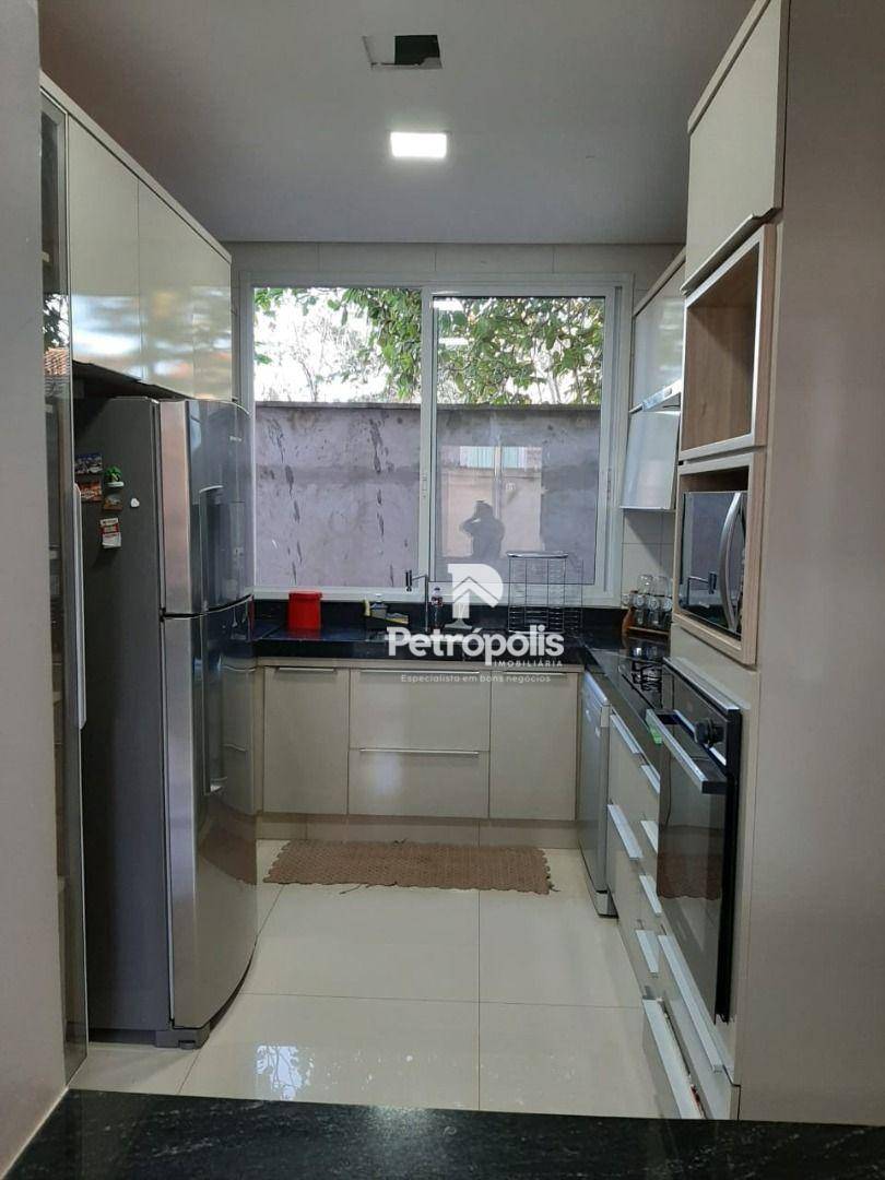 Sobrado à venda com 3 quartos, 185m² - Foto 6