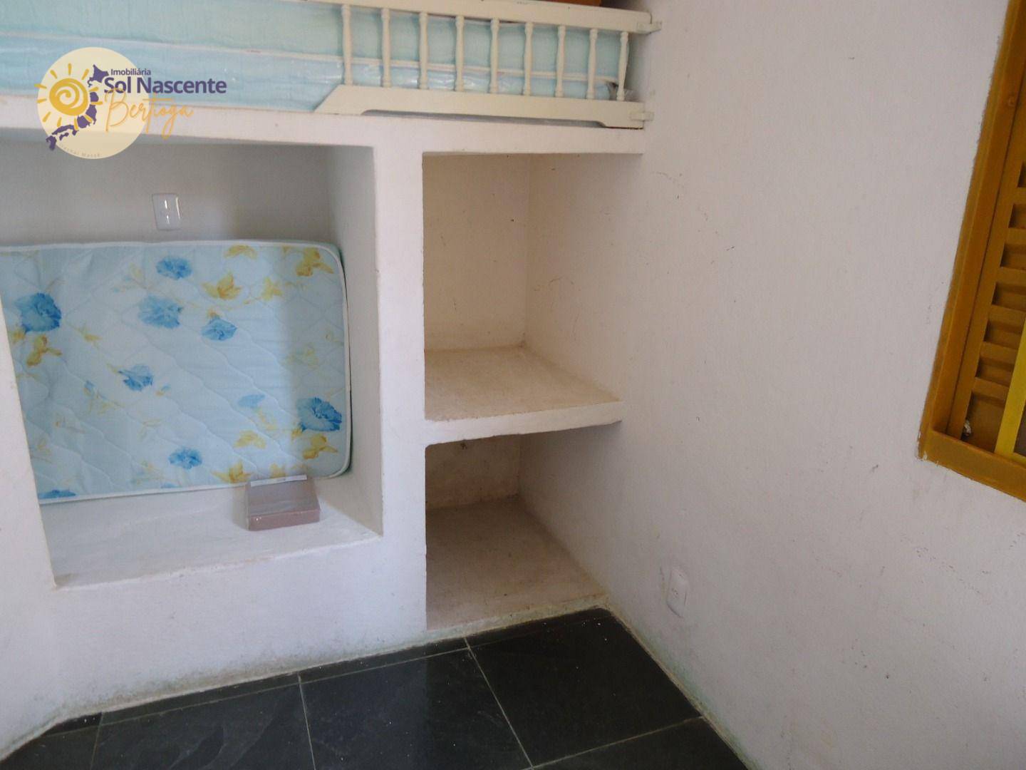 Casa à venda com 4 quartos, 160m² - Foto 18