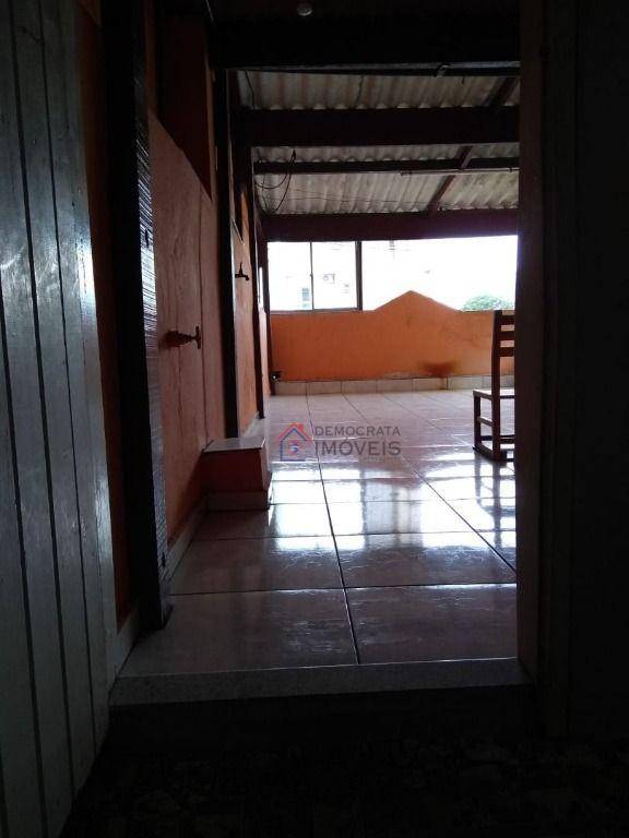 Sobrado à venda com 3 quartos, 150m² - Foto 14