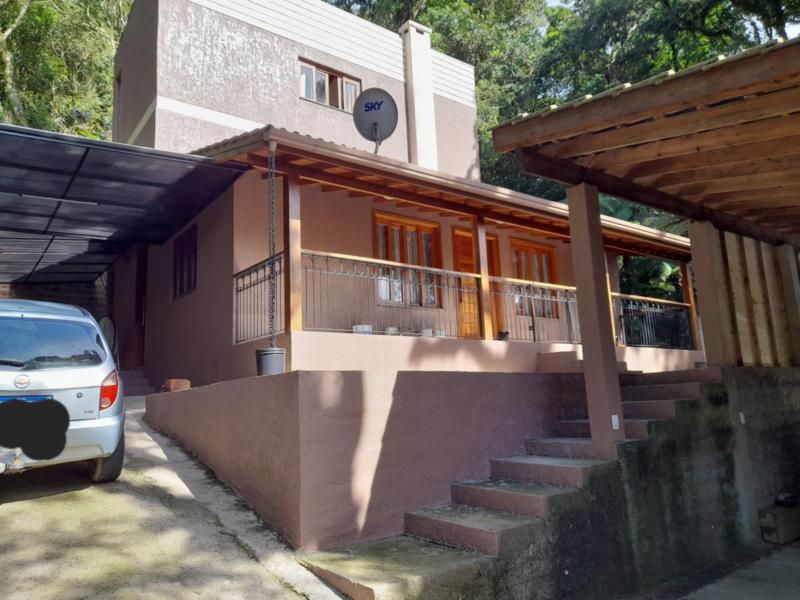Casa à venda com 3 quartos, 190m² - Foto 1