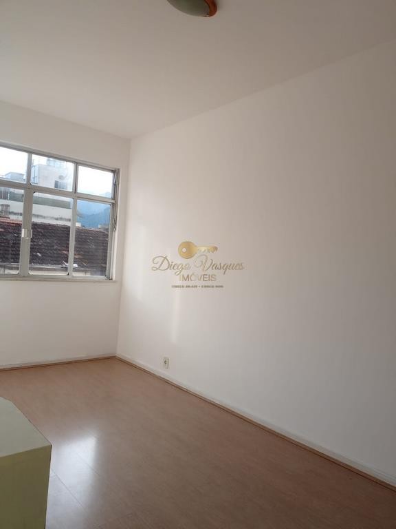 Apartamento à venda com 4 quartos, 71m² - Foto 12