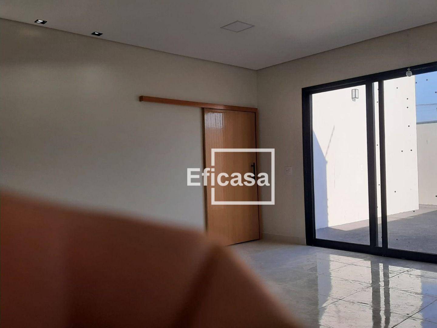 Casa à venda com 2 quartos, 102m² - Foto 11