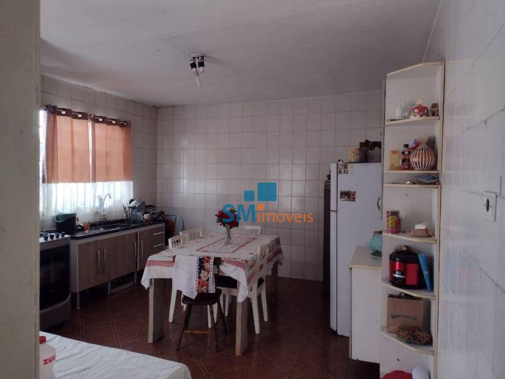 Casa à venda com 1 quarto, 212m² - Foto 13