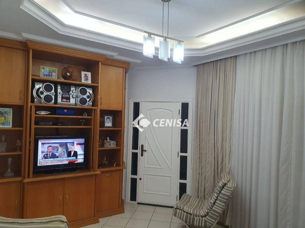 Casa à venda com 3 quartos, 152m² - Foto 3