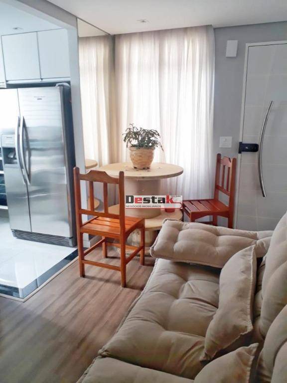 Apartamento à venda com 2 quartos, 44m² - Foto 1