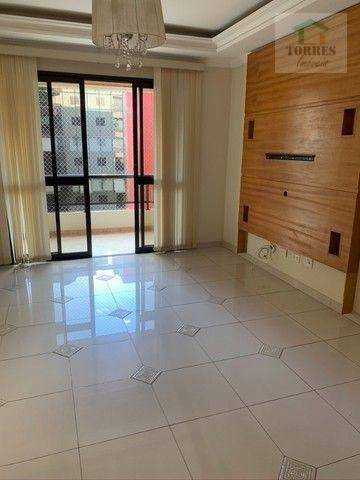 Apartamento à venda com 4 quartos, 139m² - Foto 2