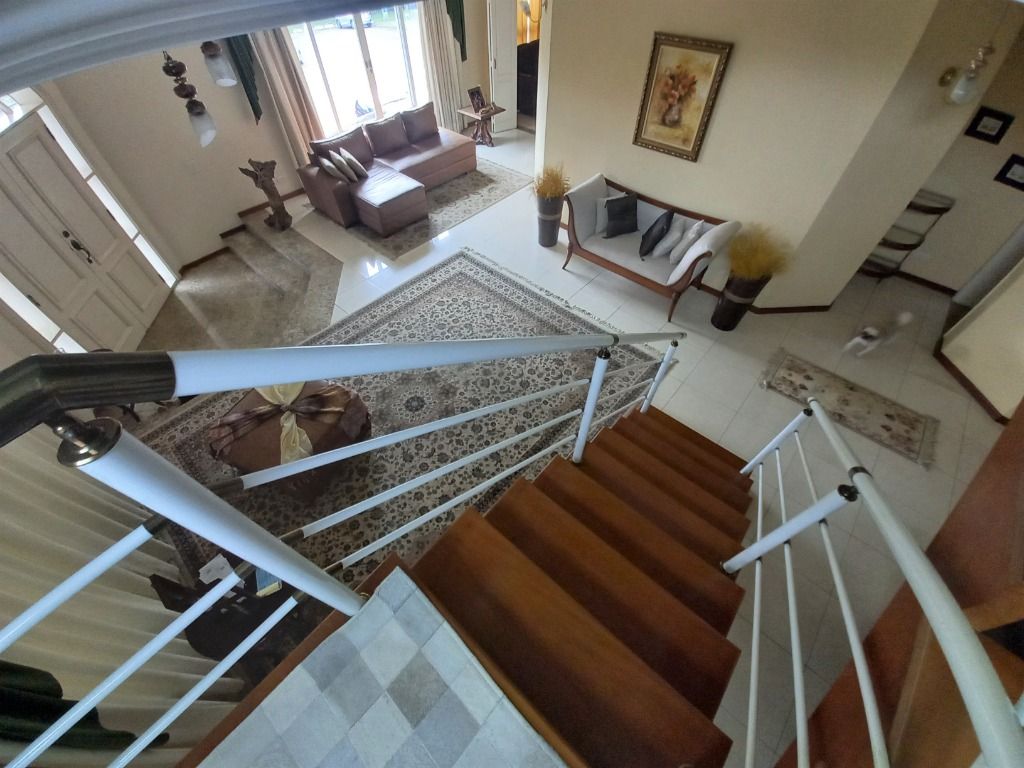 Casa de Condomínio à venda com 4 quartos, 650m² - Foto 14