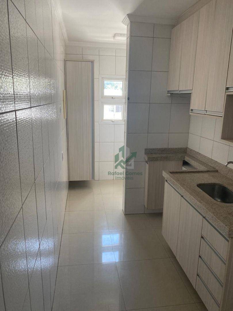 Apartamento, 3 quartos, 80 m² - Foto 2