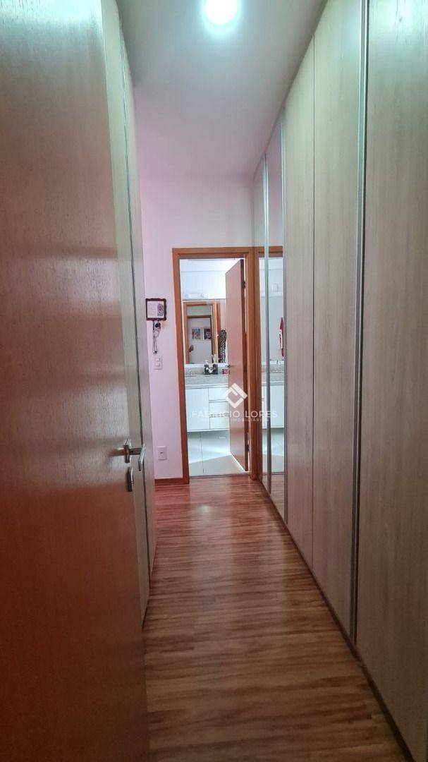 Apartamento à venda com 4 quartos, 154m² - Foto 9