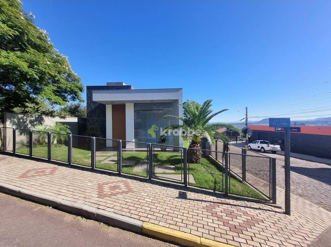 Casa, 3 quartos, 204 m² - Foto 1