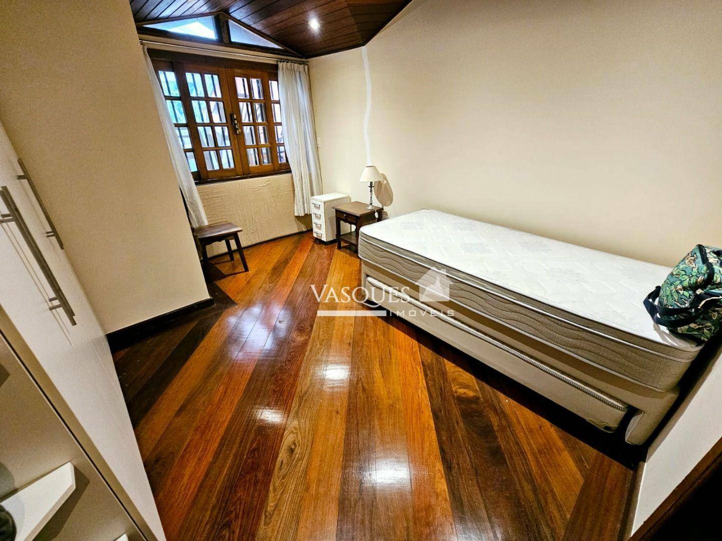 Casa de Condomínio à venda com 4 quartos, 156m² - Foto 9