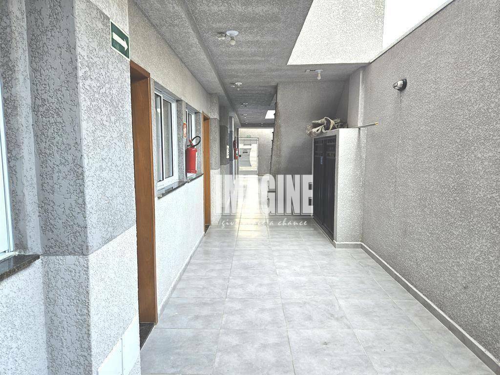 Apartamento à venda com 2 quartos, 43m² - Foto 20