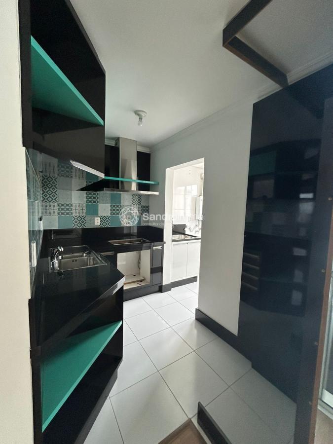 Apartamento à venda com 2 quartos, 66m² - Foto 7