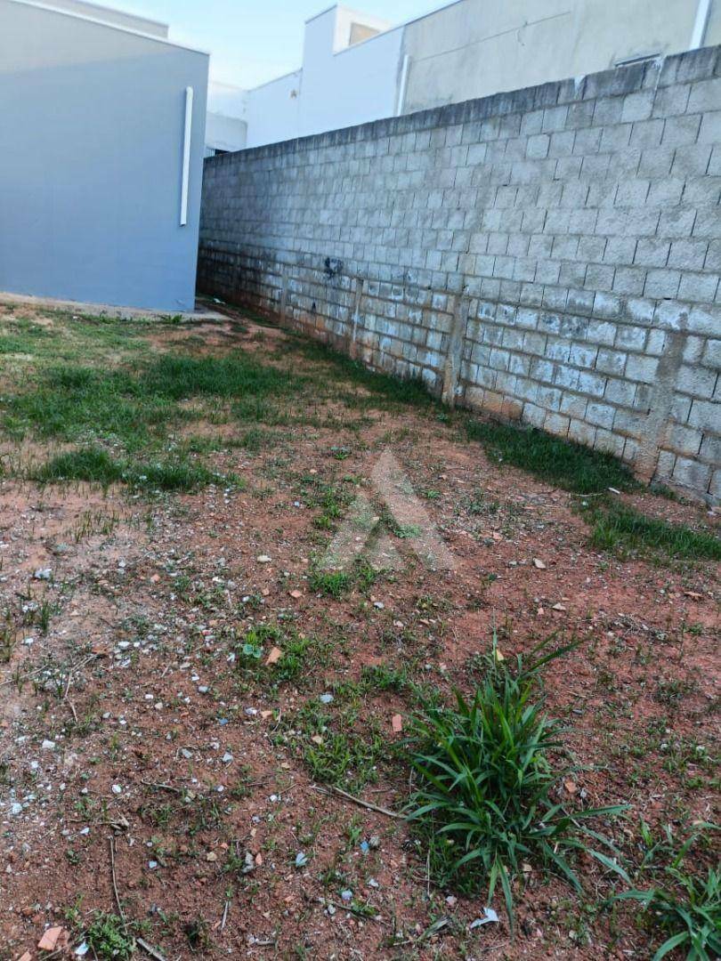 Casa à venda com 2 quartos, 48m² - Foto 3