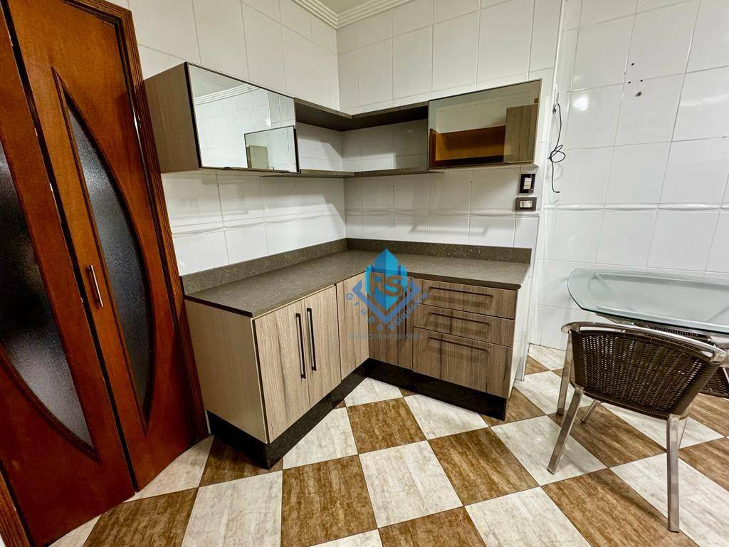 Apartamento à venda com 3 quartos, 160m² - Foto 11