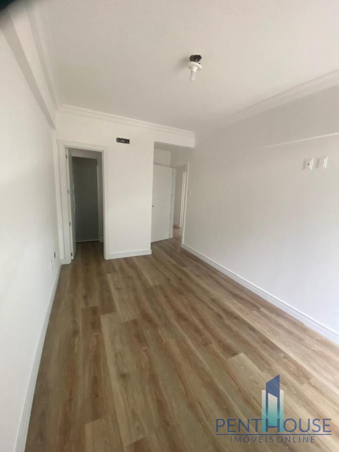 Apartamento à venda com 3 quartos, 147m² - Foto 24